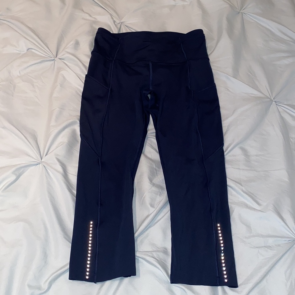 Lululemon navy fast and free crop II Nulux 19”